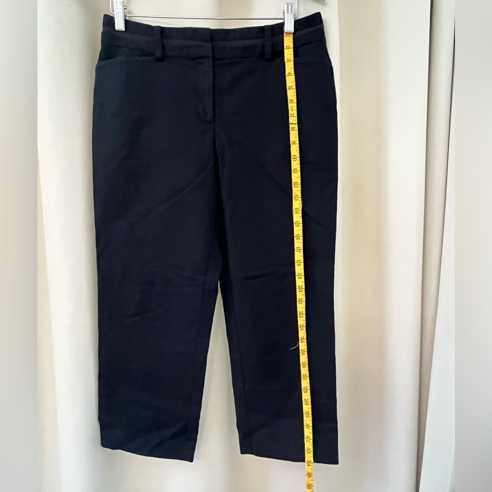 Ann Taylor - Margo Style - size 8 black Crop Pants
